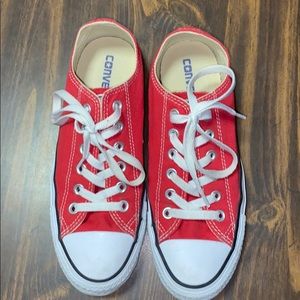 Red low-top converse
